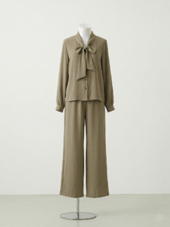 Blusa Con Boton VORY [CEY Crepe]