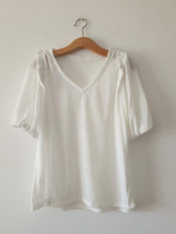 Remera con volado DUFF [Algodón flame] - Blanco